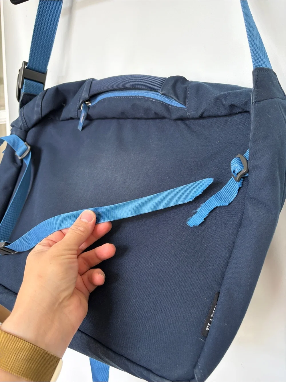 OSPREY FlapJill Dark Blue Messenger Bag with Laptop Pocket